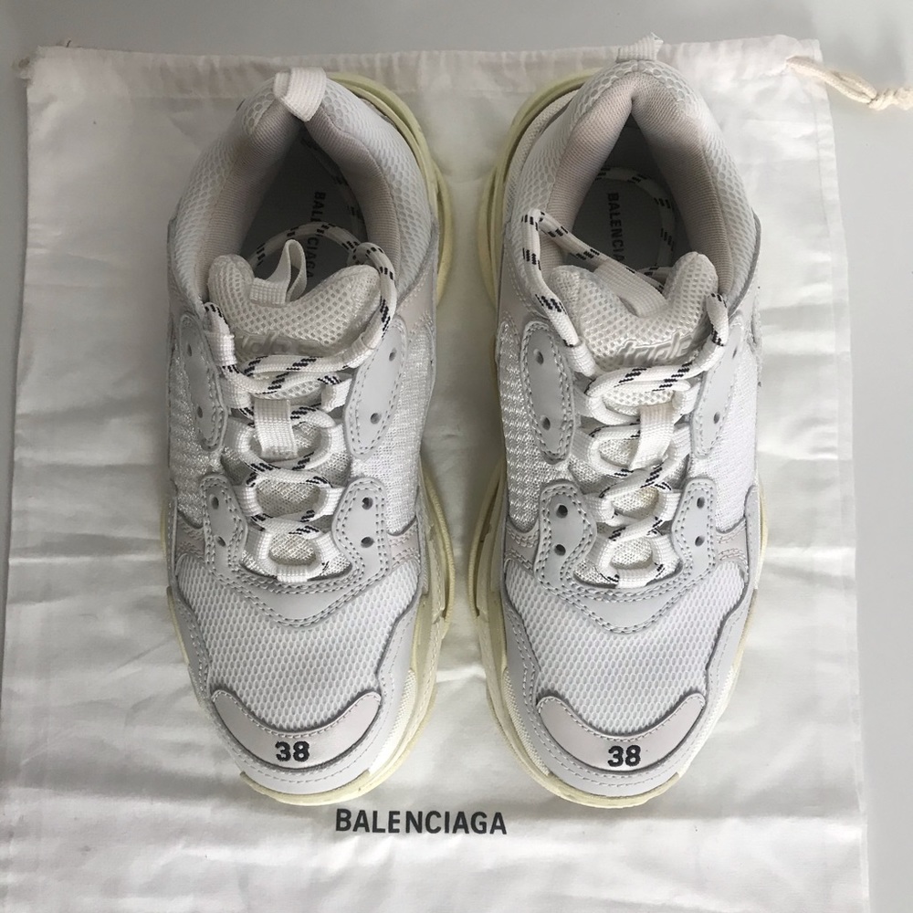 Balenciaga Triple S Sneakers ⚡️ SOLD - Picture 2 of 11